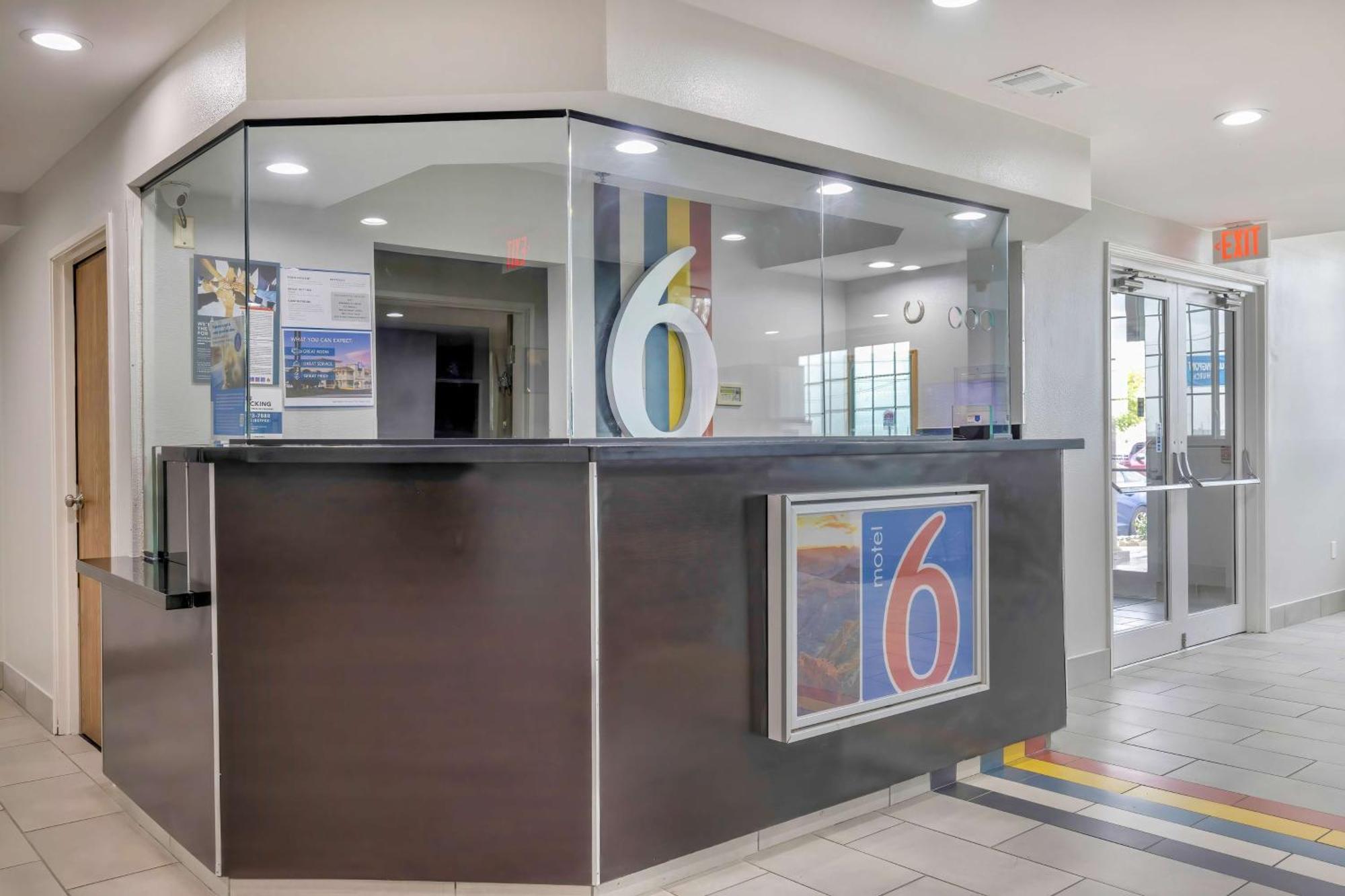 Motel 6-Fort Worth, TX - Burleson Exterior foto